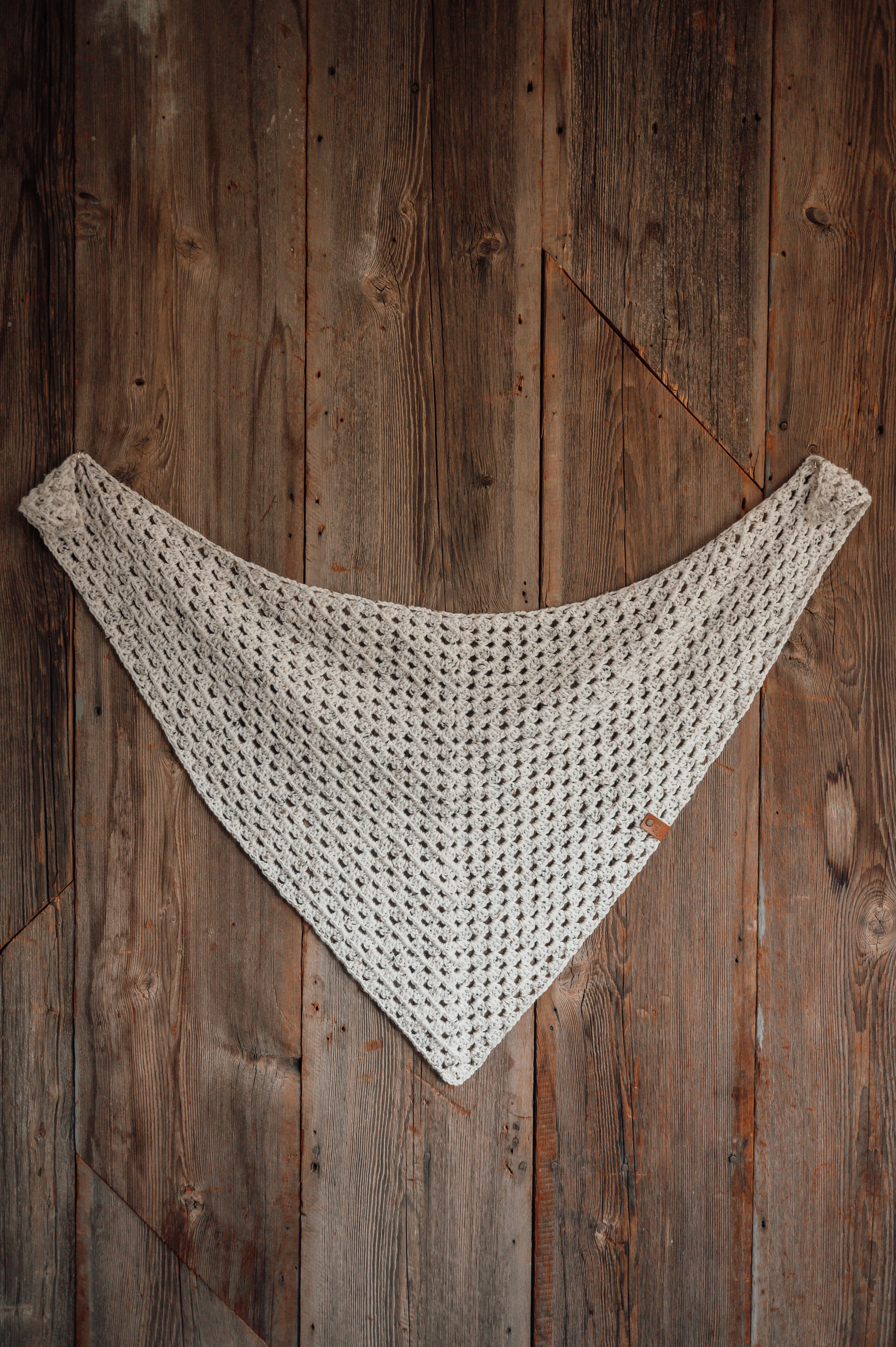 Cozy Crocheted Triangle Scarf - Ivory Tweed