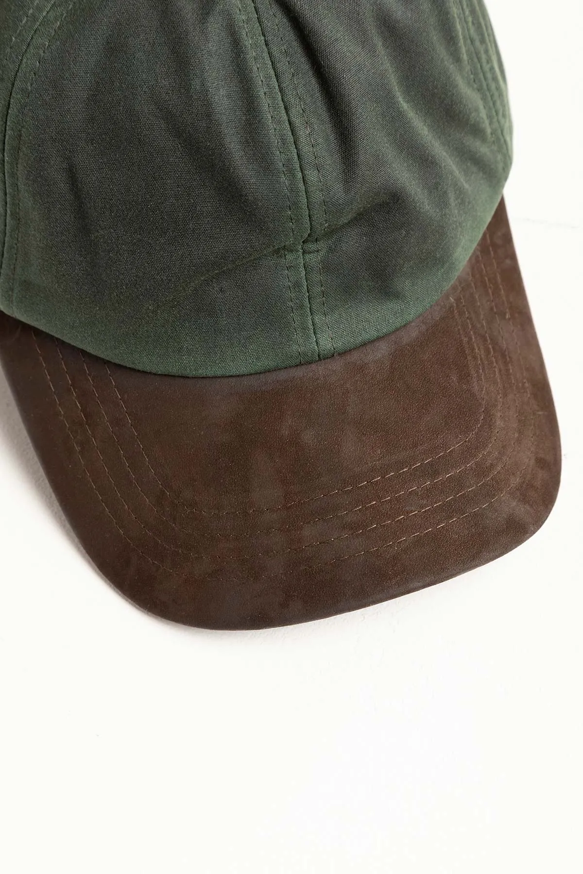 Men's Wax Baseball Cap with Suede Peak