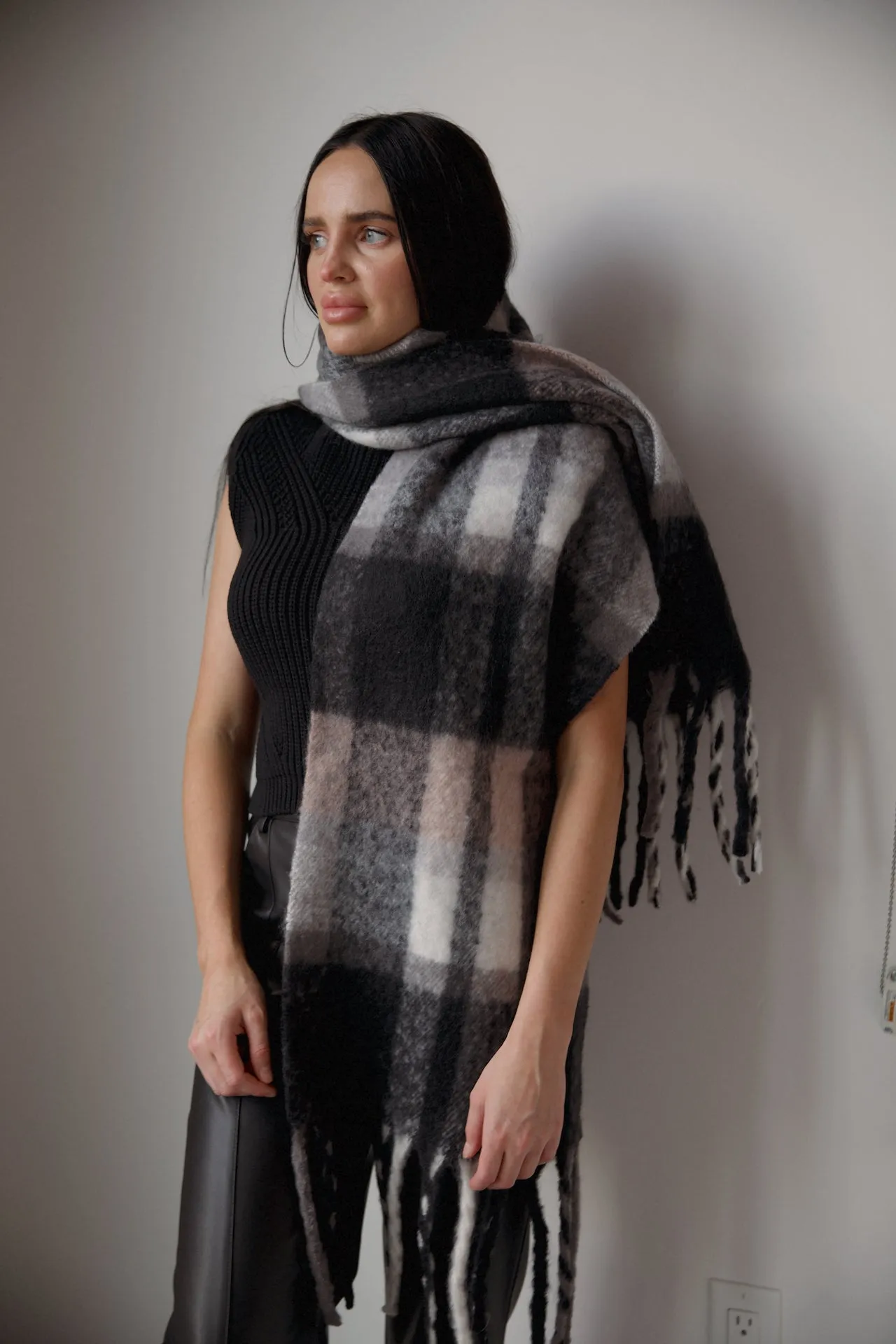 Multicolor Plaid Scarf - Black