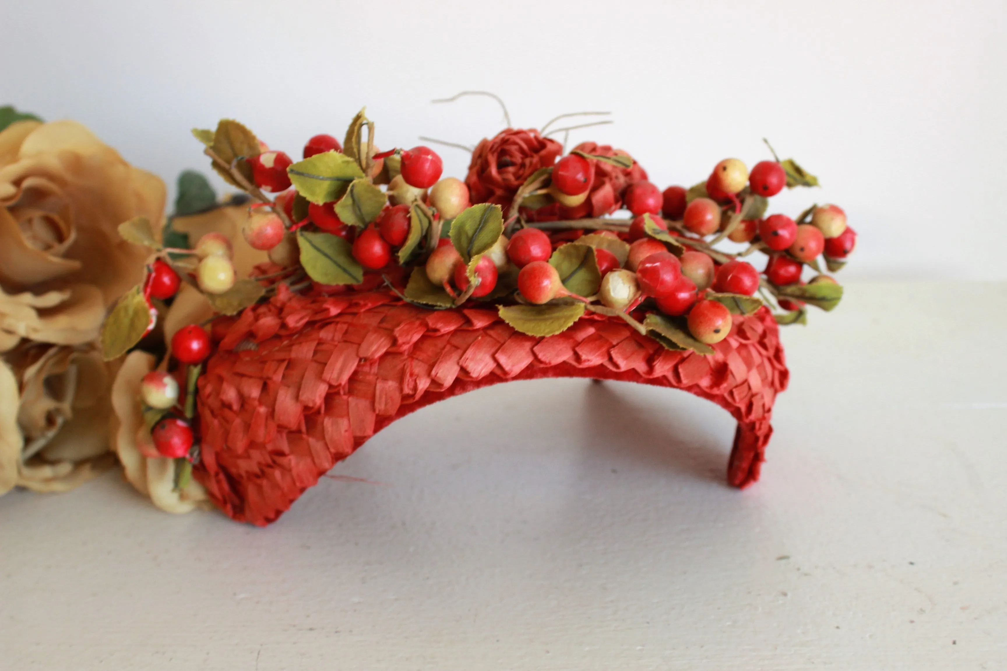 Vintage 1940s Curvette Hat in Red Straw with Berries and Flowers